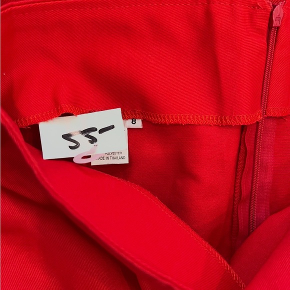 Red Graphic Women's Skirt - Picture 5 of 7